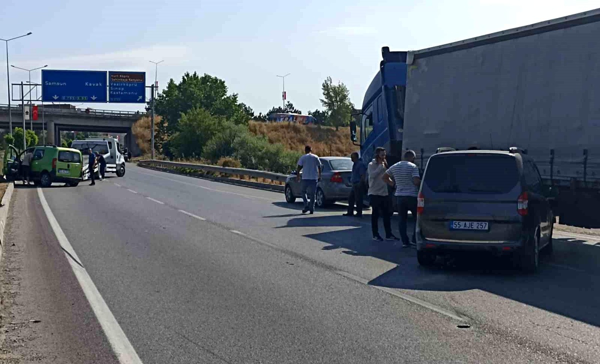 Havza’da Zincirleme Kaza: 3 Yaralı
