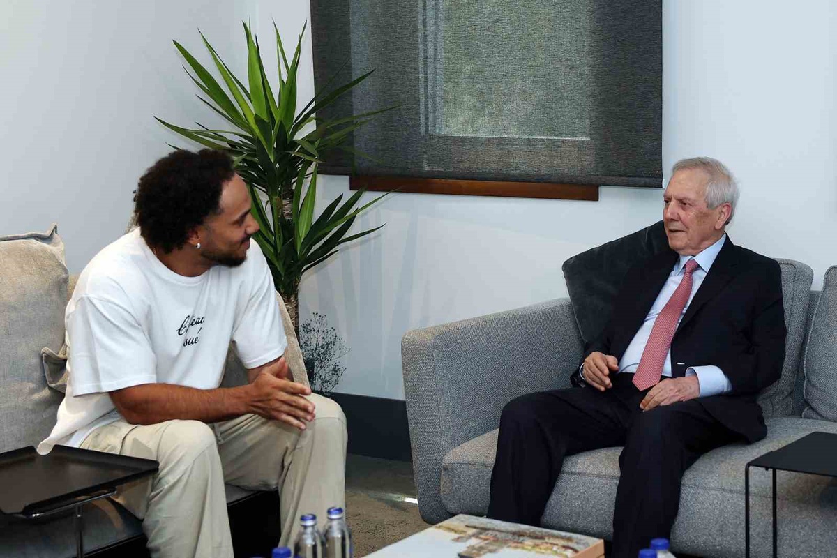 Shane Larkin Fenerbahçe ile Buluştu