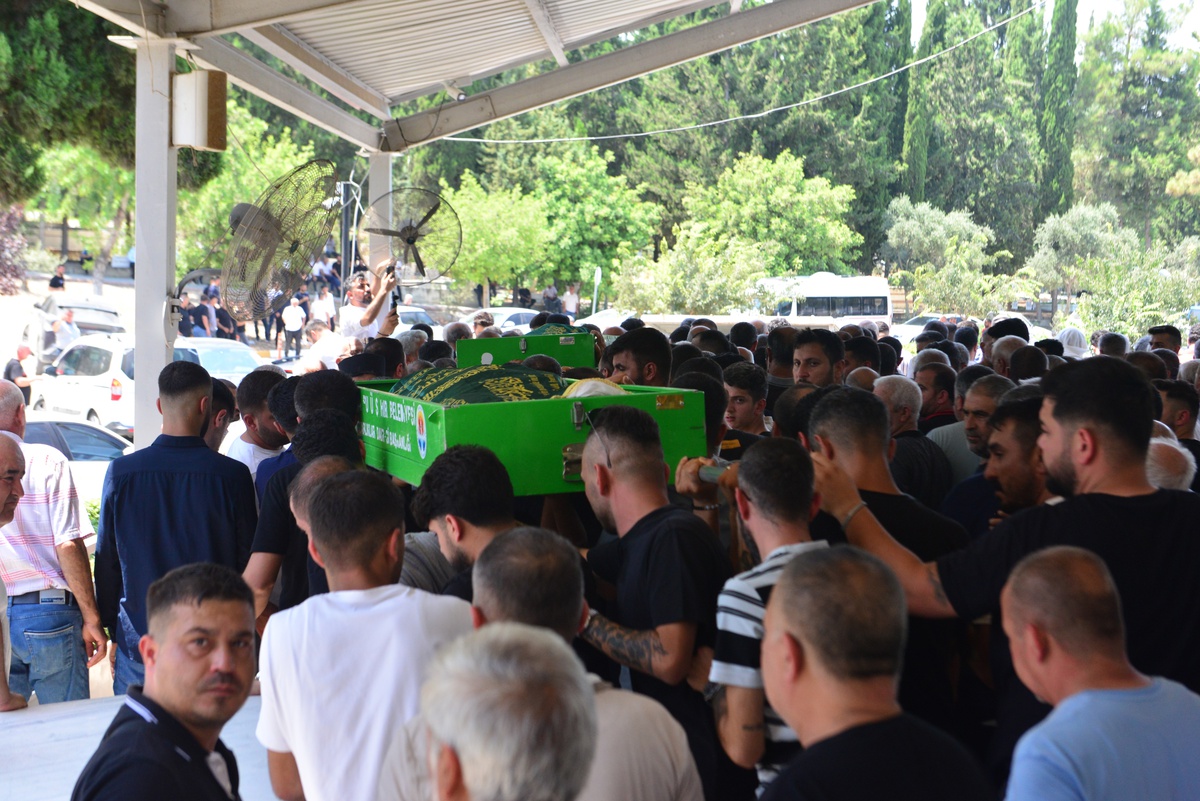 Tarsus\'taki Trafik Kazasında İki Can Aldı
