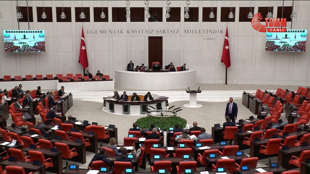 CHP\'li Emir: İftiracıya 1,5 Milyar Liralık İhale
