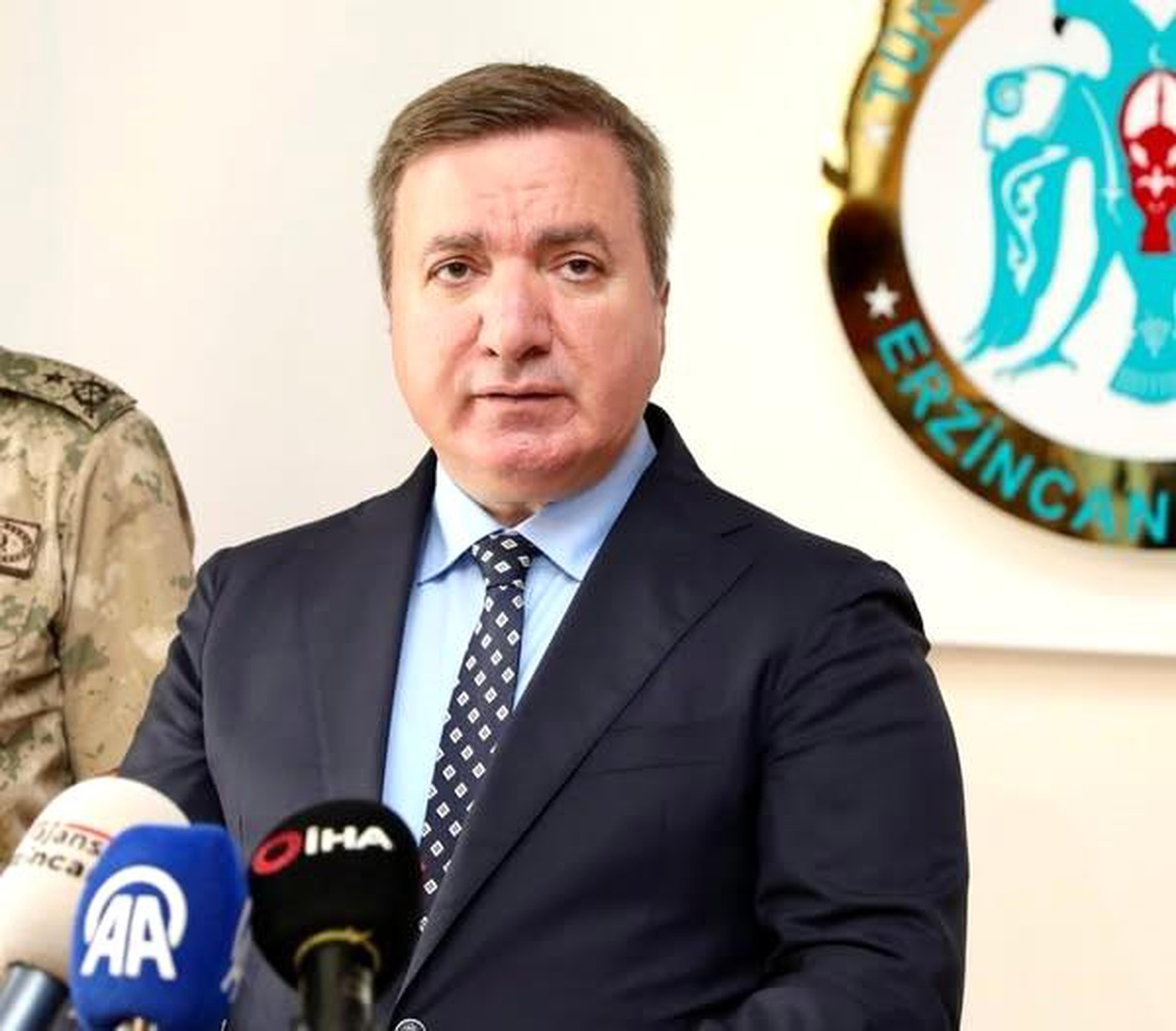Vali Aydoğdu\'dan Gazetecilere Teşekkür