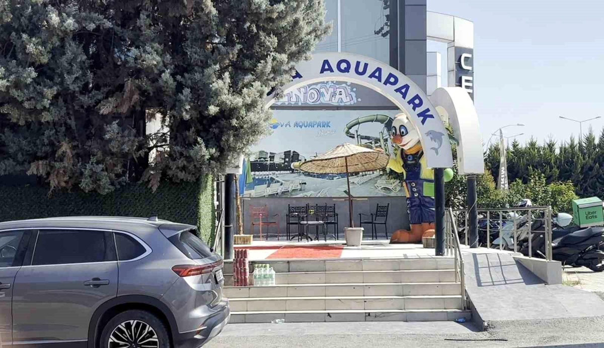 Bursa\'da Aquaparkta Feci Kaza