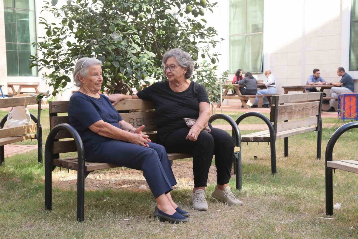 Yaşlılar İçin Sıcak Havada Sağlık Uyarısı