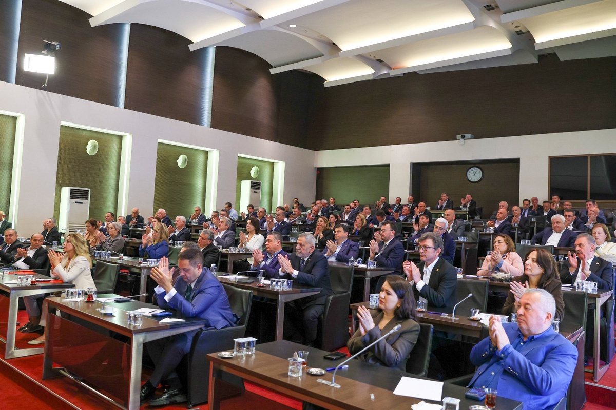 CHP\'de Yeni Parti Kuruluyor