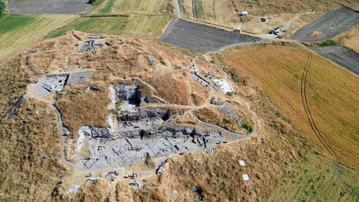 Çadır Höyük\'te 6 Bin Yıllık Yaşam