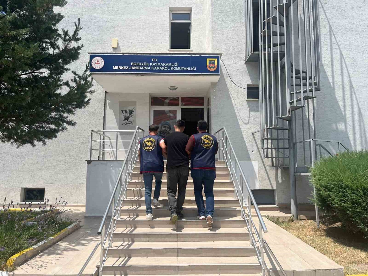 Bilecik\'te Aranan Şahıs Yakalandı