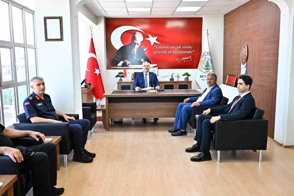 Vali Köşger Beyağaç\'ta İncelemelerde Bulundu