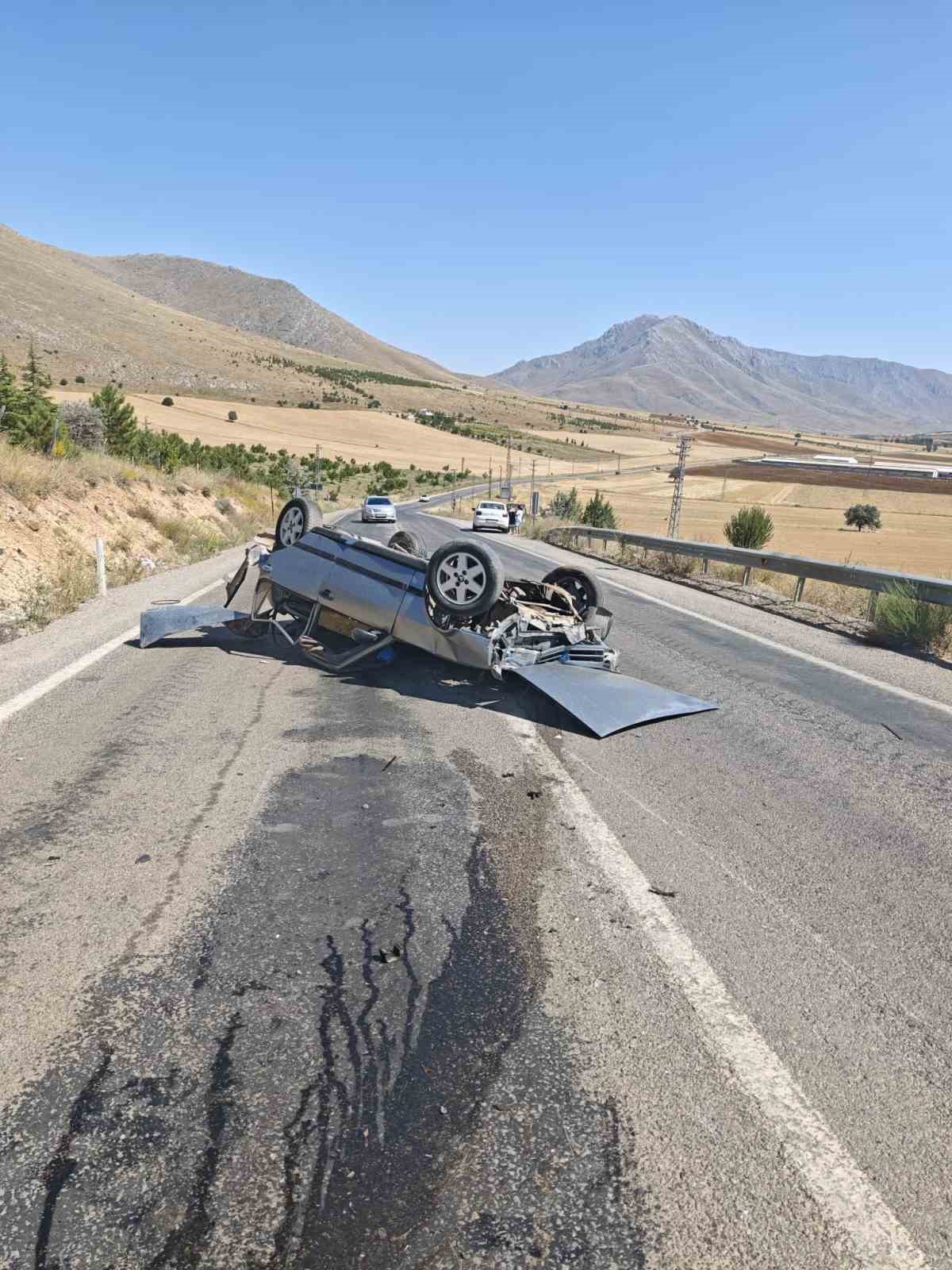 Elbistan\'da Trafik Kazası: 1 Yaralı