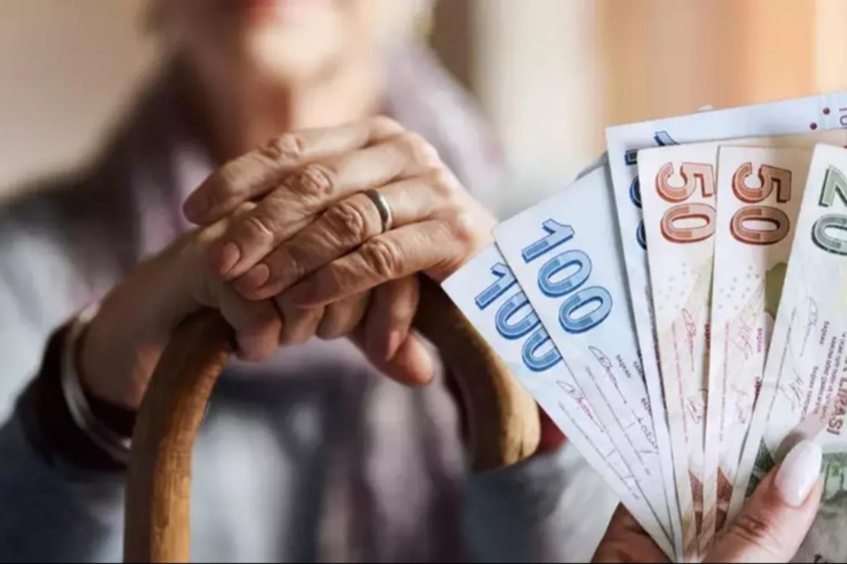 En düşük emekli aylığı düzenlemesi Meclis\'ten geçti