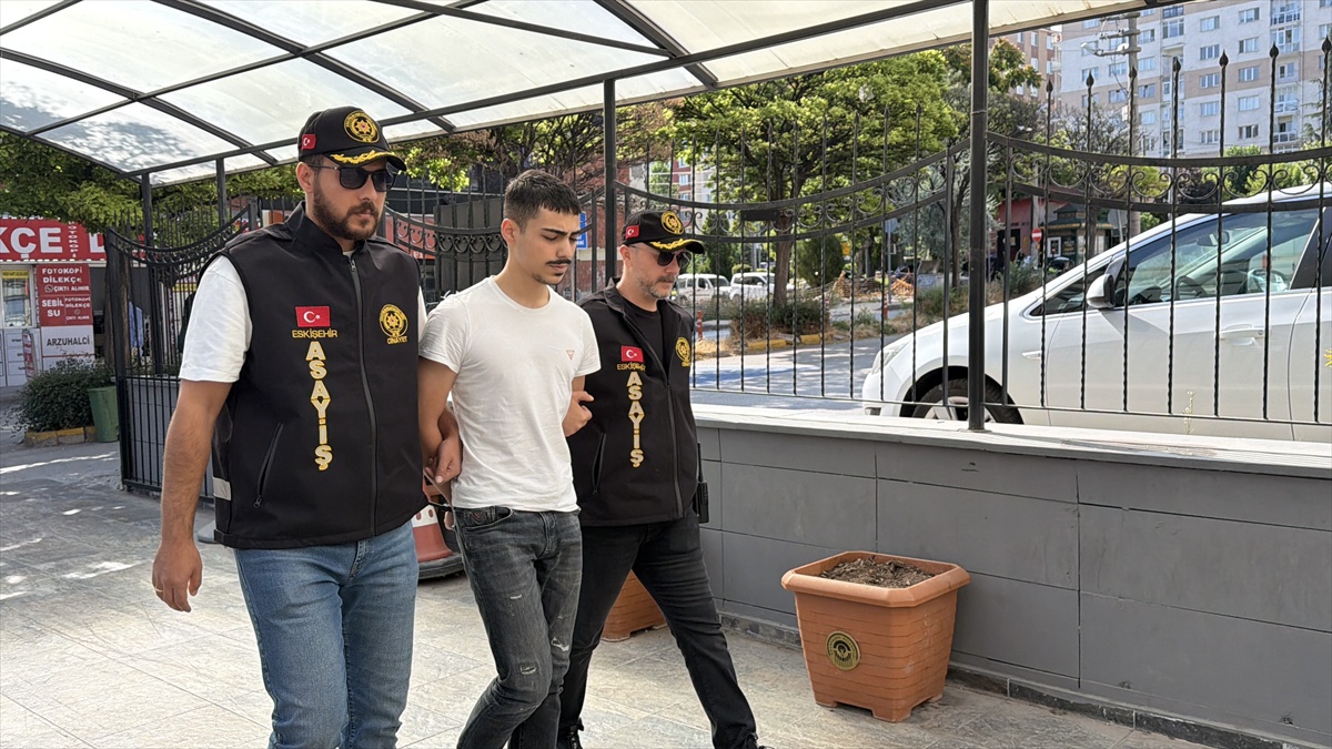Eskişehir\'de Silahlı Kavga: 3 Yaralı, 1 Tutuklama