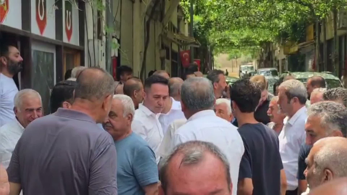 CHP\'li Tanburoğlu YENİ Parti\'ye Geçti