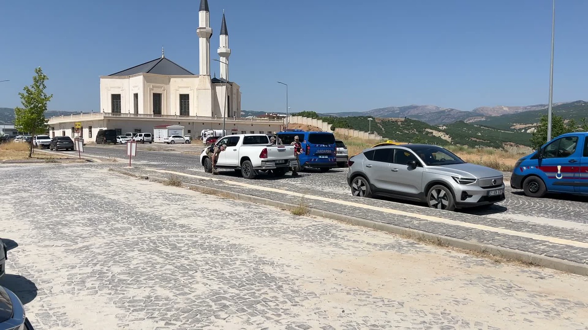 Gülistan Doku Davasında Gözaltılar