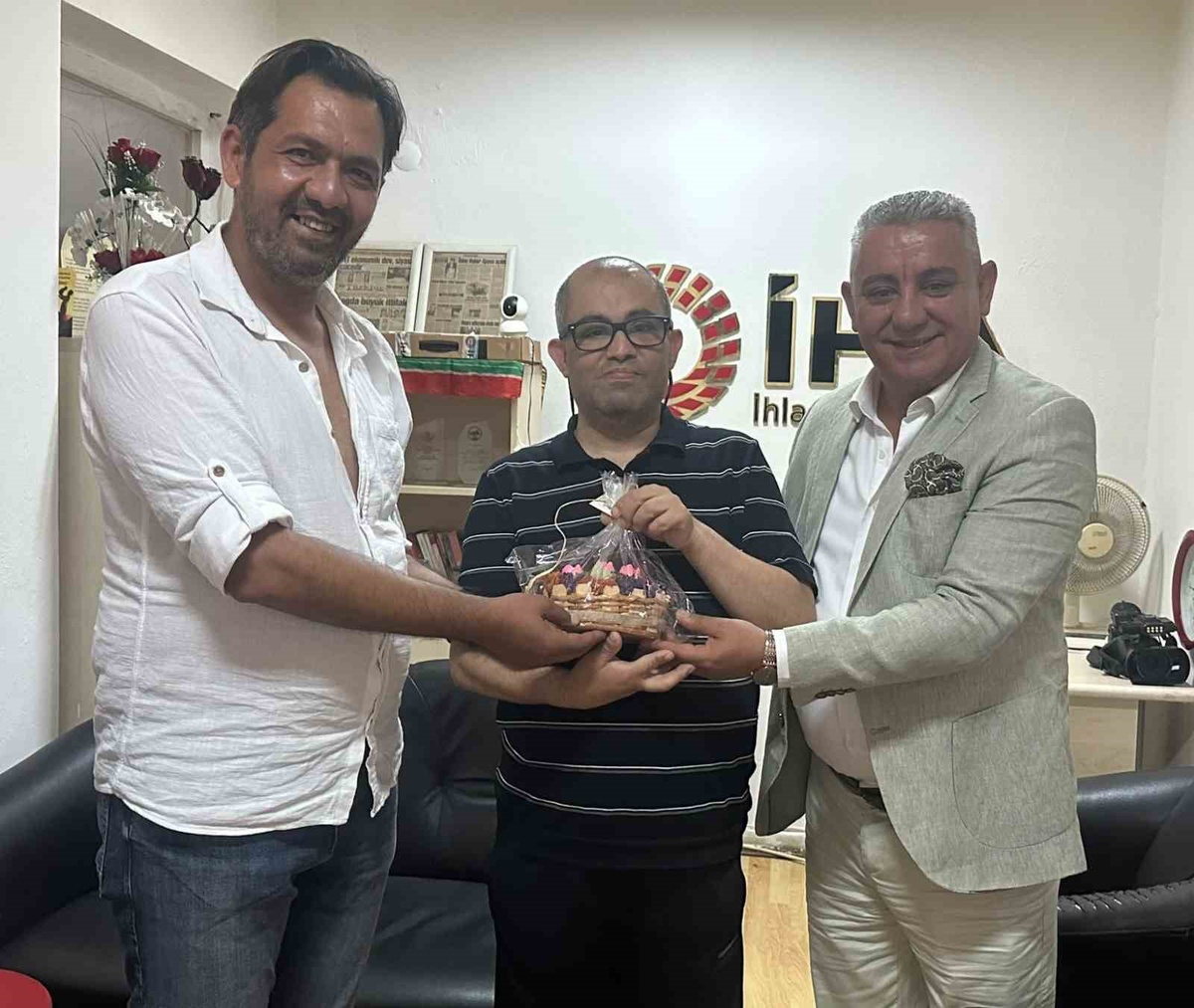 Beyazay, Basın Mensuplarını Ziyaret Etti