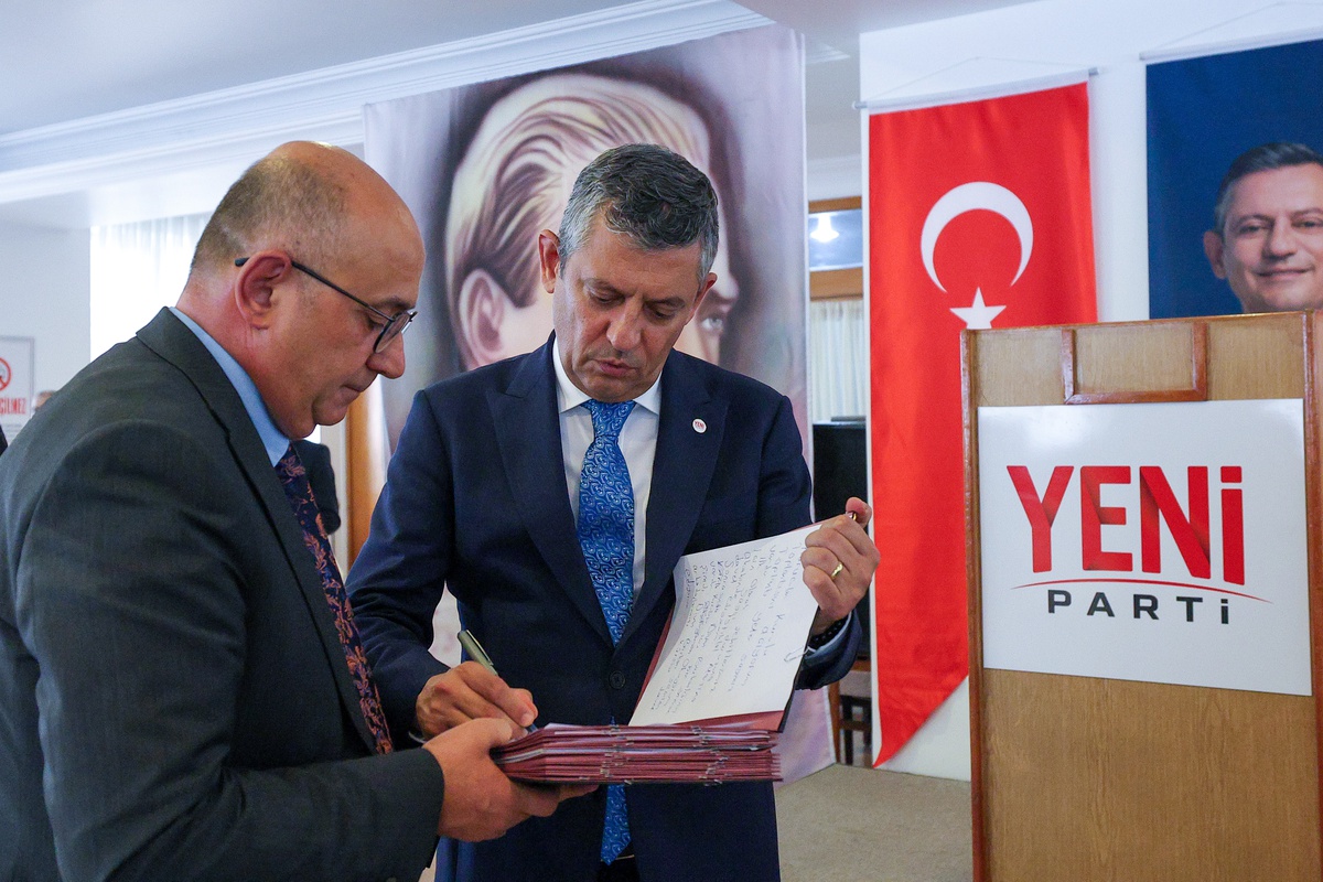 Yeni Parti\'nin PM Üyeleri Belirlendi