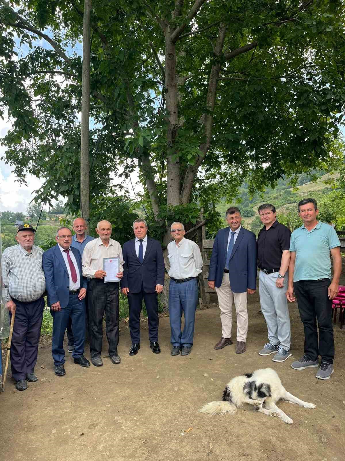 859 Vatandaşa Tapuları Verildi