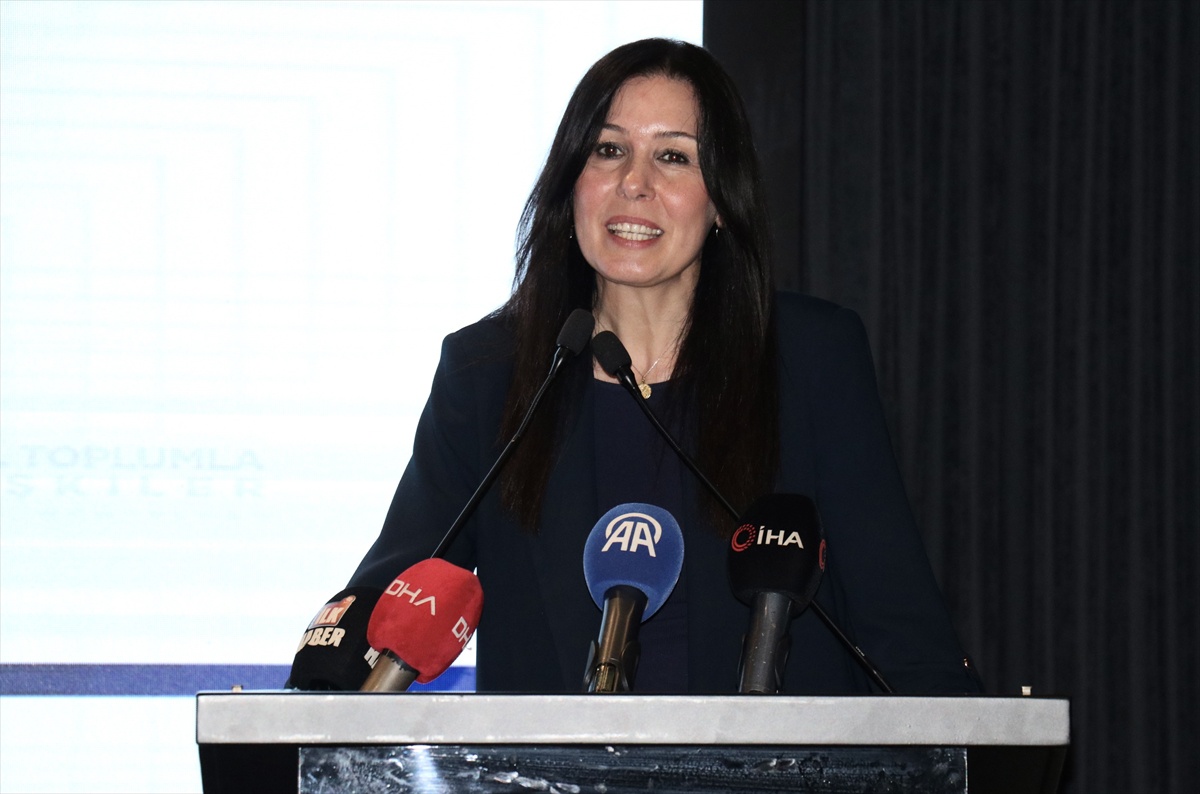 Medyanın Bağımlılıkla Mücadeledeki Rolü Samsun\'da Ele Alındı