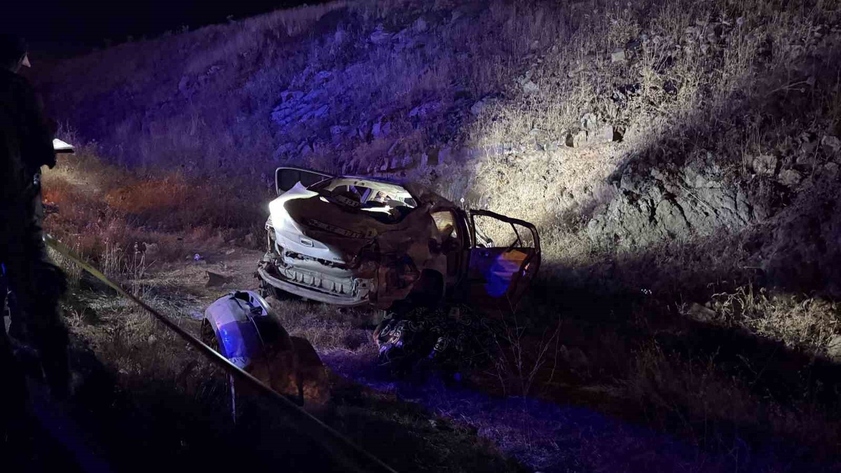 Siverek\'te trafik kazası: 3 ölü, 1 yaralı