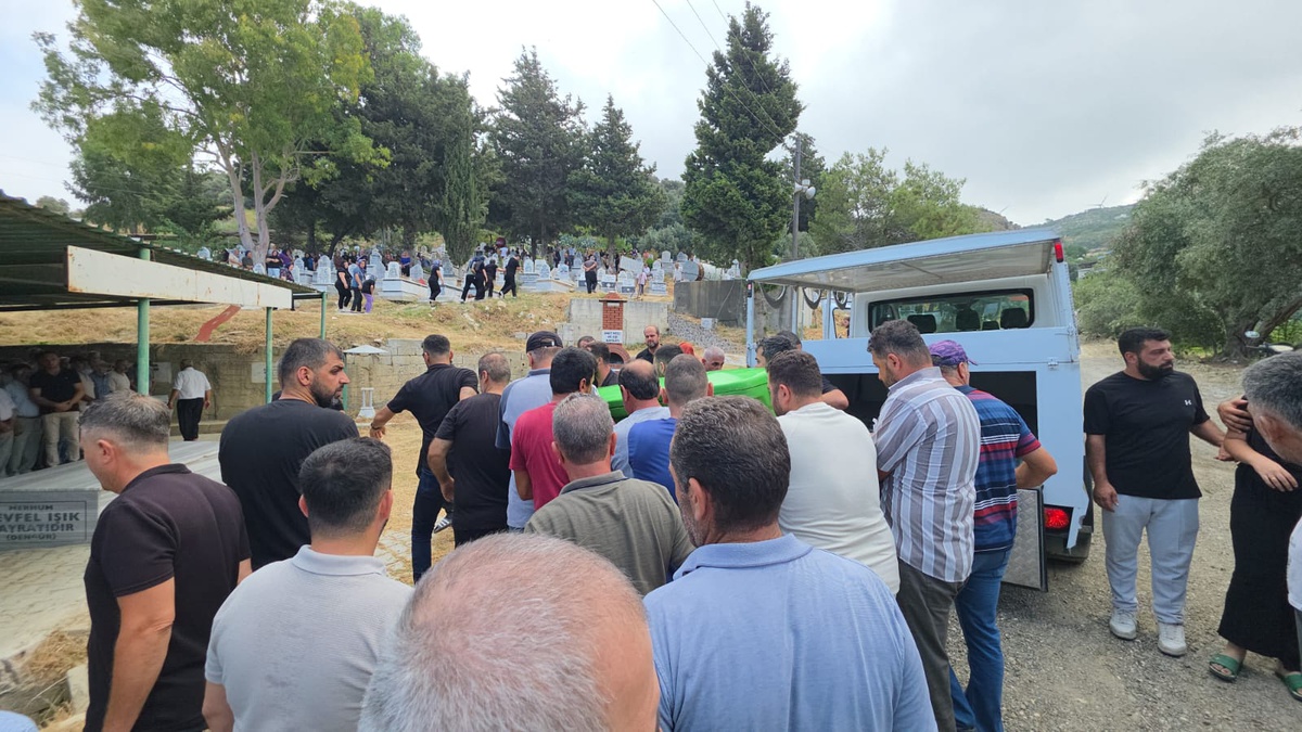 Riyad\'da Yangında Ölen İşçiler, Hatay\'da Defnedildi