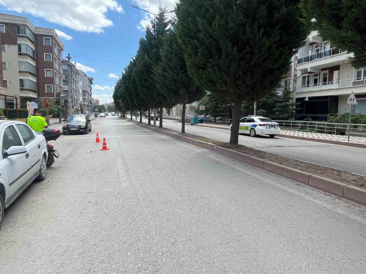 Tavşanlı\'da Motosiklet Kazası: Sürücü Yaralı