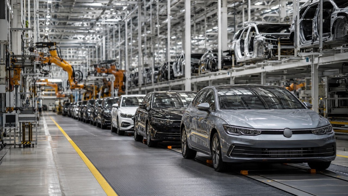 Volkswagen\'ın Gelir Tahmini Kötüleşti