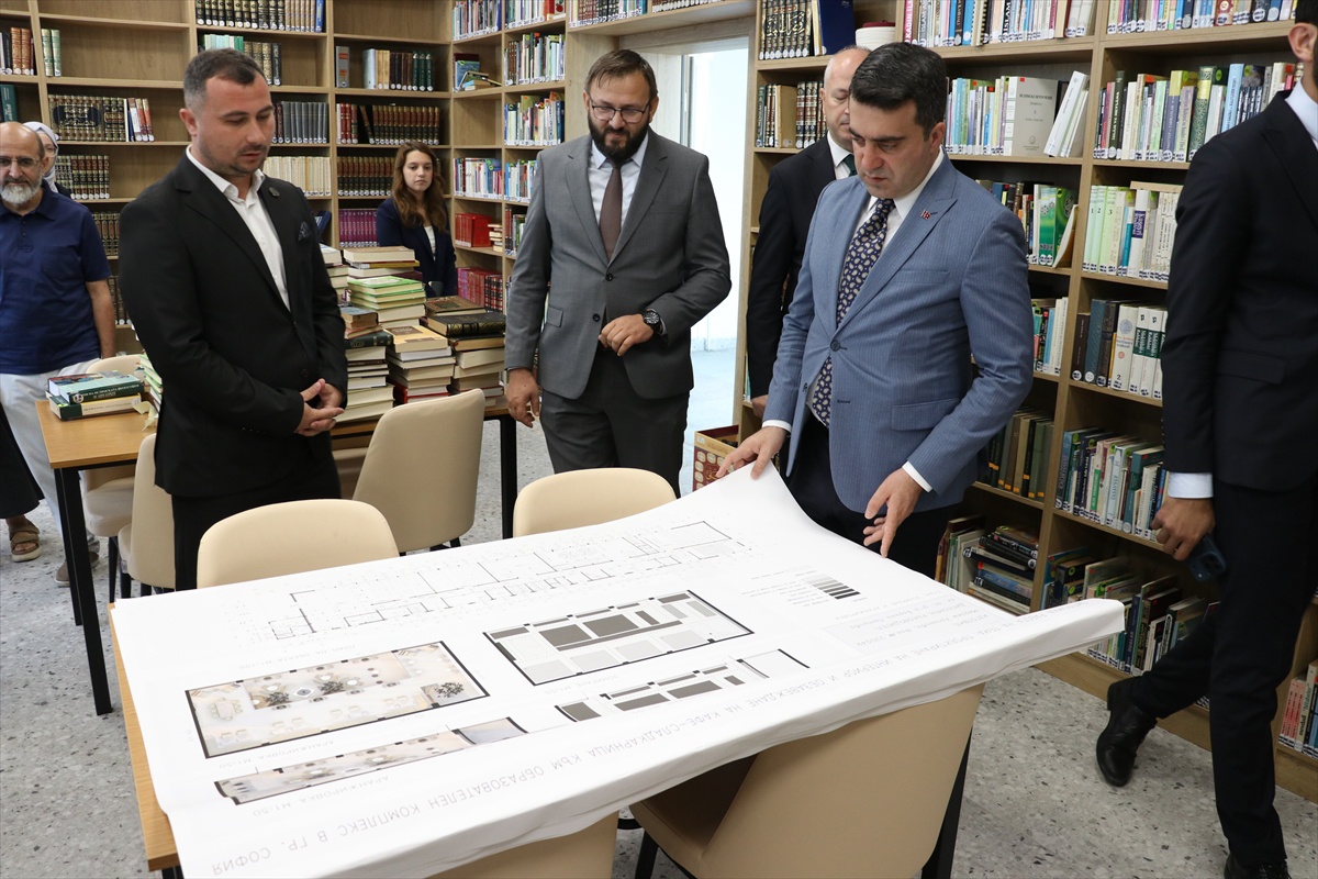 YTB Başkanı Turus, Bulgaristan\'da soydaşlarla bir araya geldi