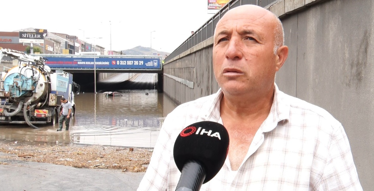 Ankara’da aracını sel sularına kaptıran adam gözyaşlarına hakim olmadı: "Arabam artık kullanılamaz halde, hala borcunu ödüyorum"