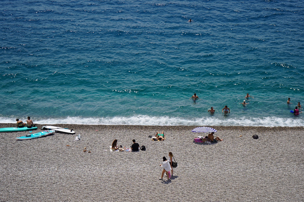 Antalya\'da Hava Sıcaklığı 29 Dereceye Düştü
