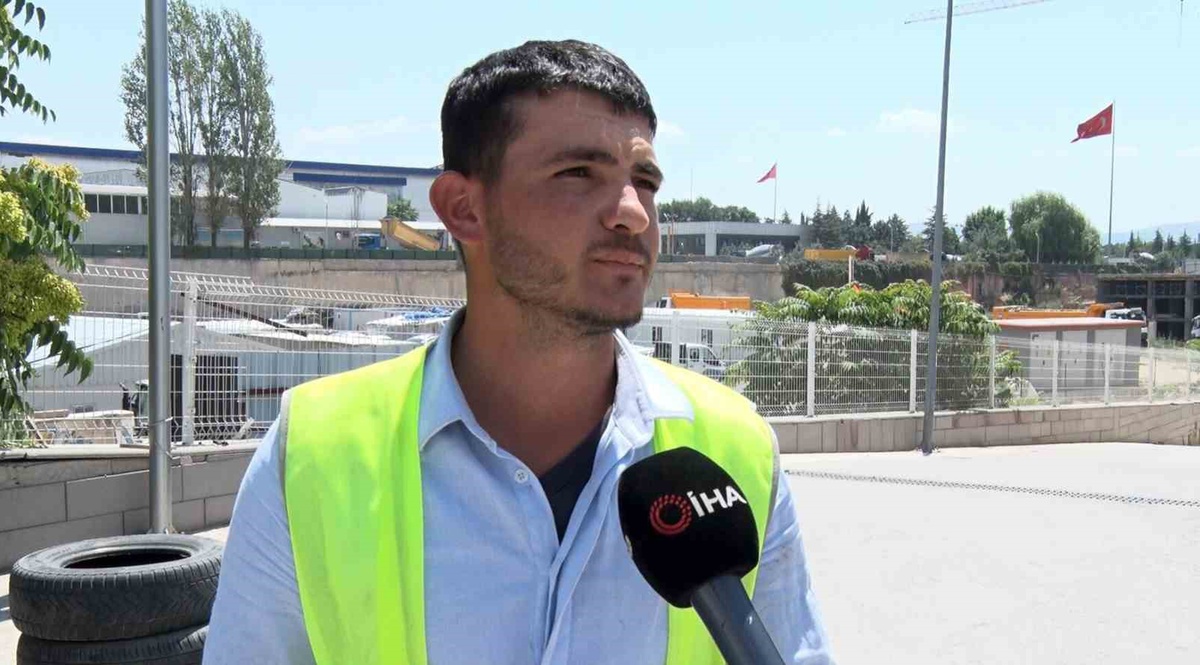 Bakan Göktaş, Evlenme İsteğine Yanıt Verdi