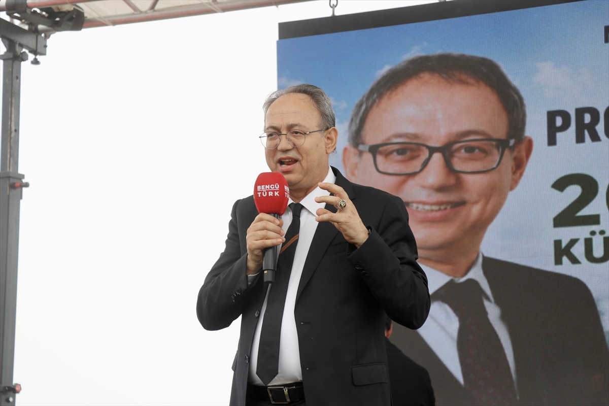 Bakan Uraloğlu, 205. Geleneksel Sis Dağı Kültür Şenlikleri\'nde konuştu: