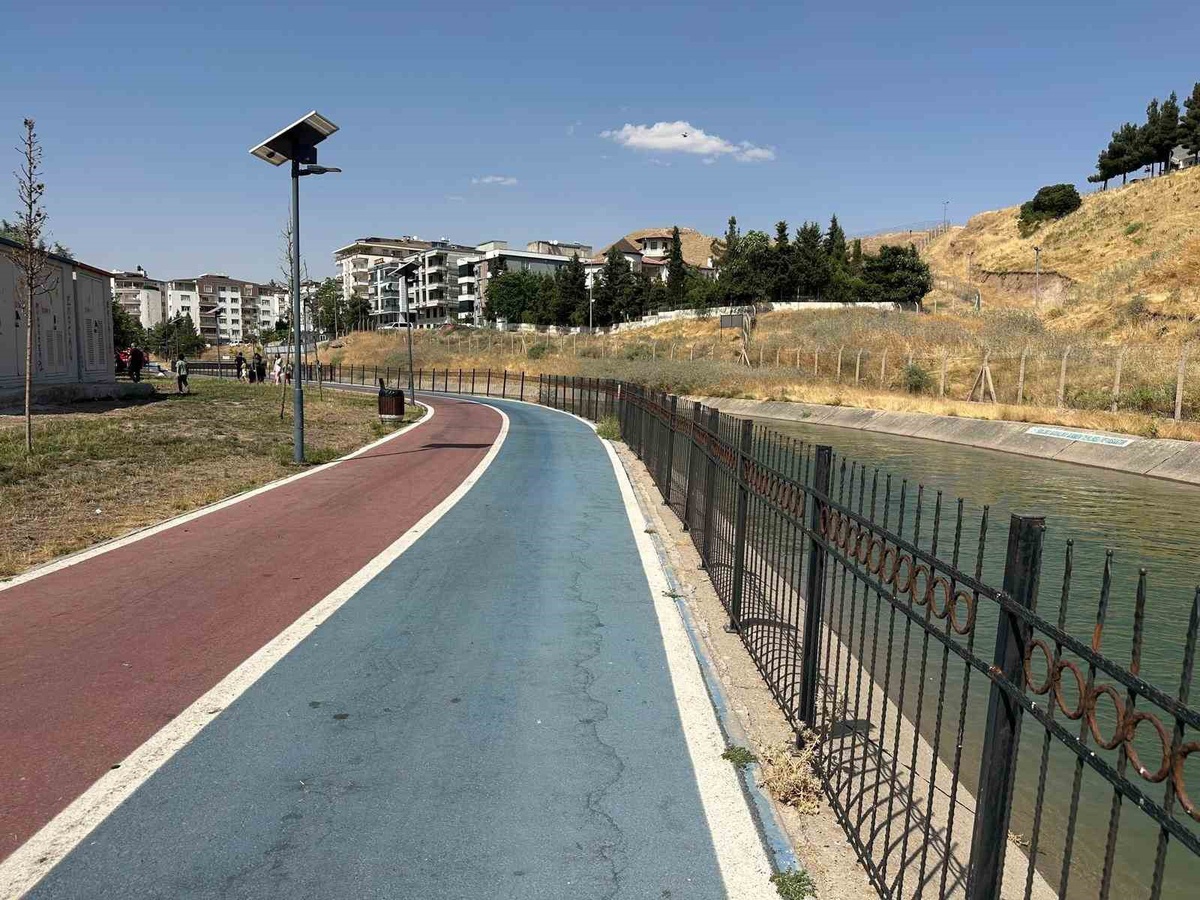 Selfie Faciası: 13 Yaşındaki Kız Sulama Kanalına Düştü