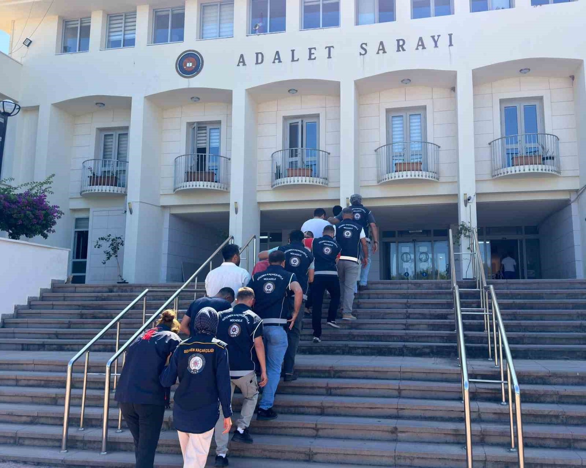 Bodrum\'da Göçmen Kaçakçılarına Operasyon