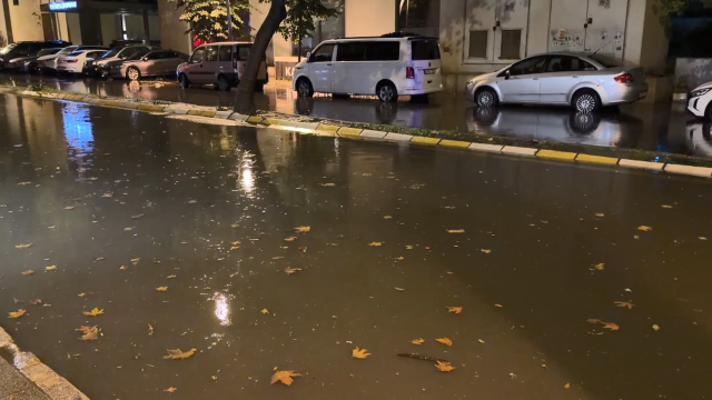 İstanbul'da beklenen yağış başladı