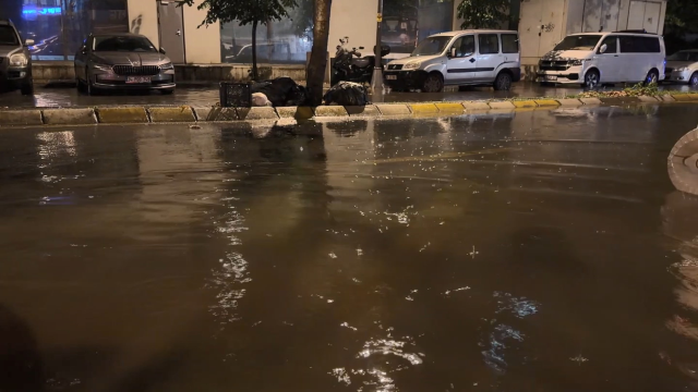 İstanbul'da beklenen yağış başladı