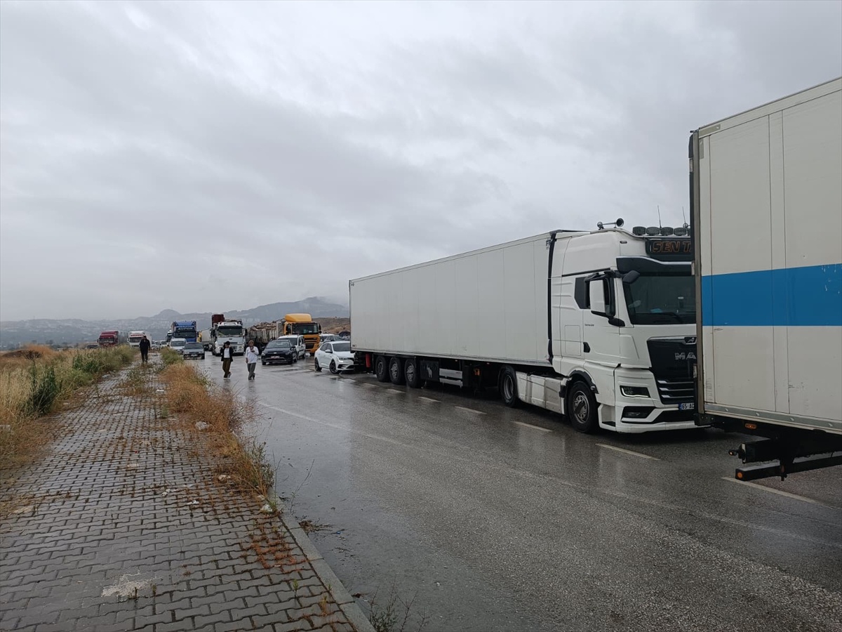 Tosya\'da Trafik Kazası: 1 Ölü, 12 Yaralı