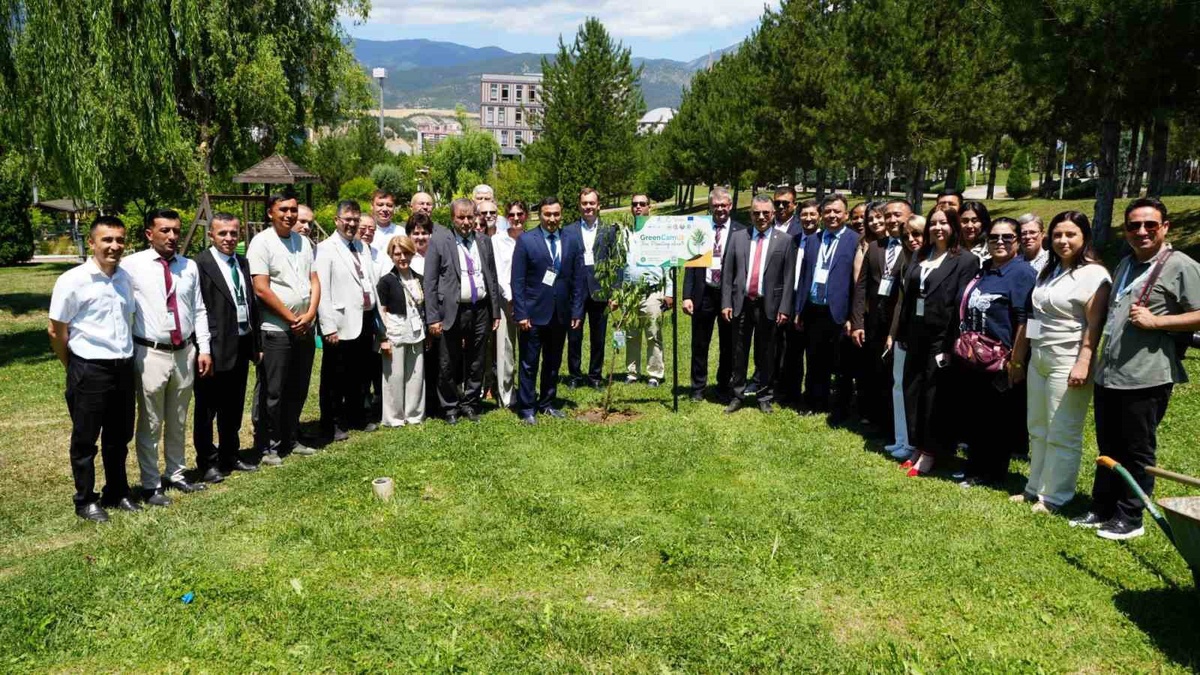 Karabük Üniversitesi\'nde Yeşil Kampüs Eğitimi