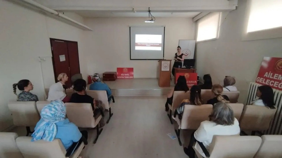 Kadına Yönelik Şiddetle Mücadele Semineri