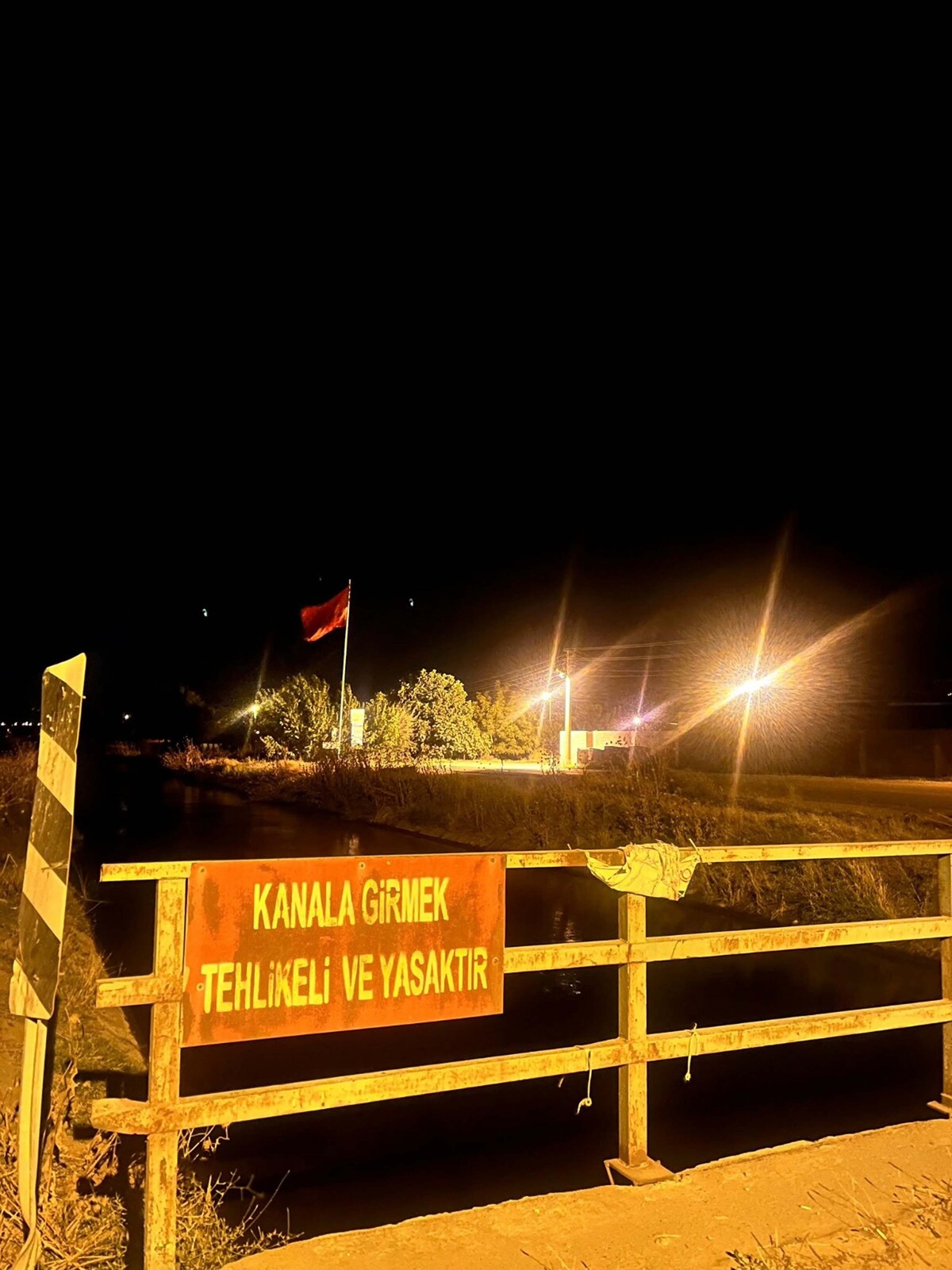 Motosiklet Sulama Kanalına Uçtu: Sürücü Hayatını Kaybetti