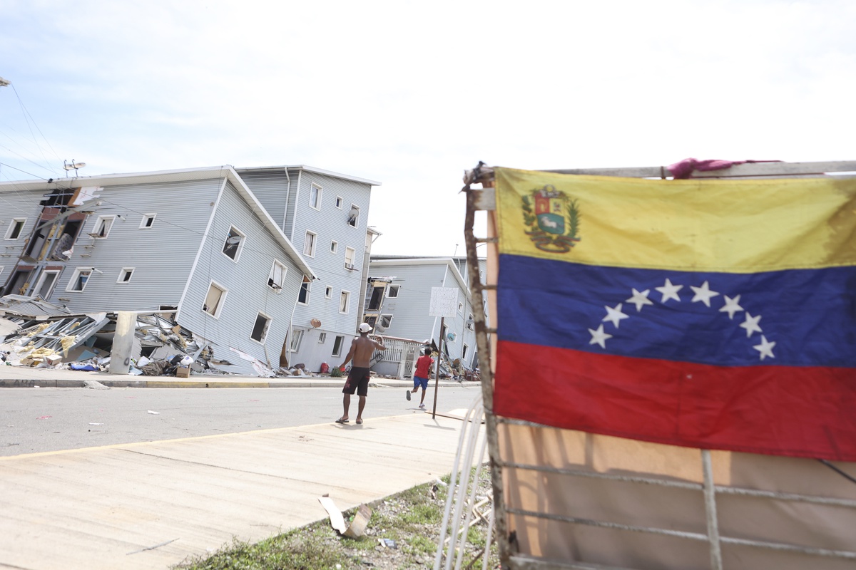 Venezuela\'da Depremde Ölü Sayısı 5.546\'ya Çıktı