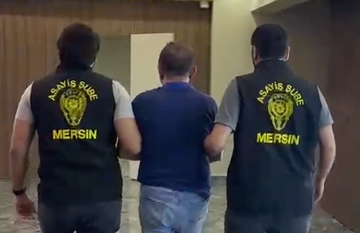 Mersin\'de 65 Yıl Cezalı Hükümlü Otobüste Yakalandı