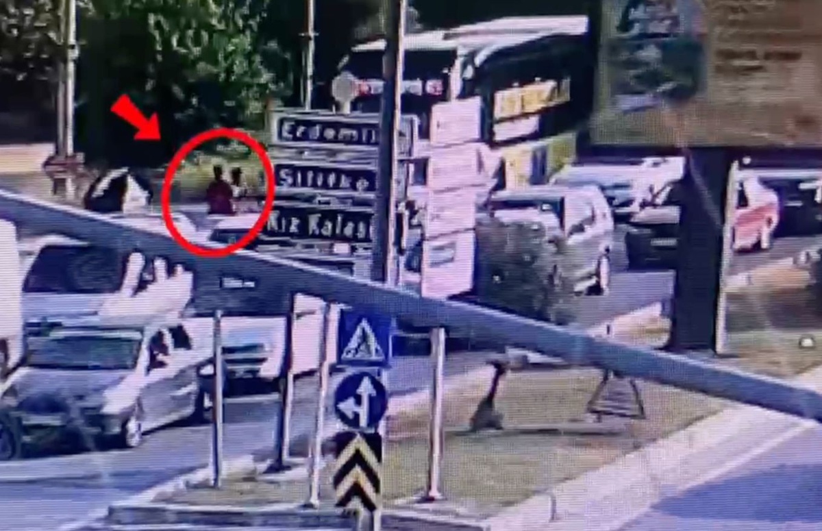 Mersin\'de Dolandırıcı Otobüste Yakalandı