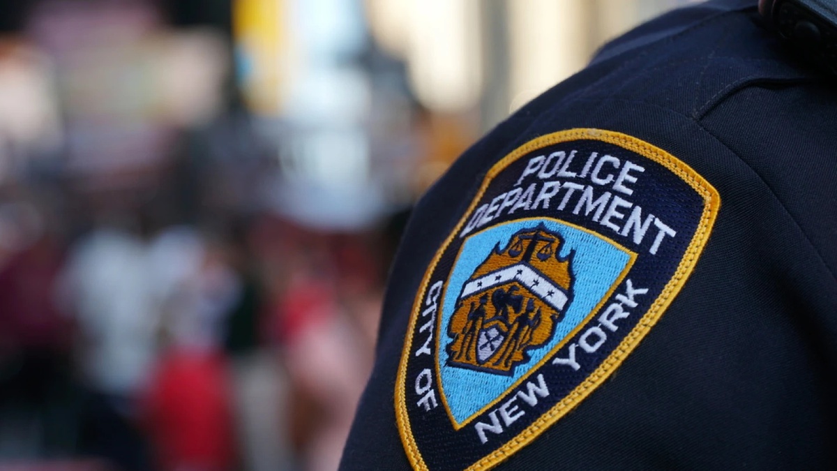 Bronx\'ta Silahlı Saldırı: 12 Yaşındaki Çocuk Hayatını Kaybetti