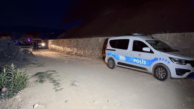 Seyir tepesinde sır dolu katliam! 1'i kadın 3 kişiyi kurşun yağmuruna tuttu