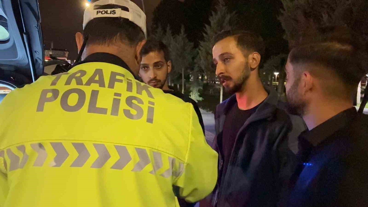 Kocasinan\'da Alkollü Sürücü Yalan Söyleyerek Yakalandı