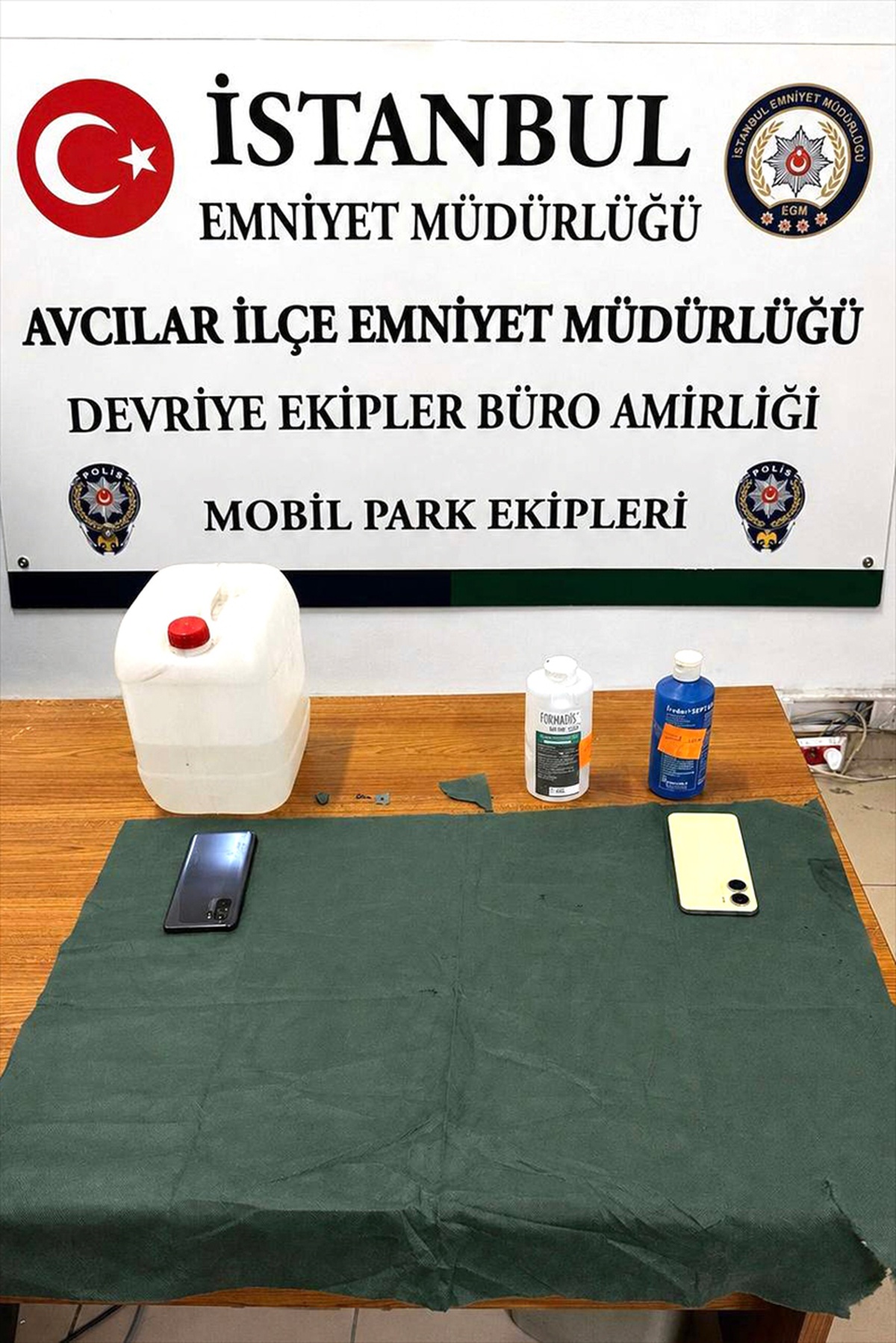 Avcılar\'da Hırsızlık ve Uyuşturucu Operasyonu