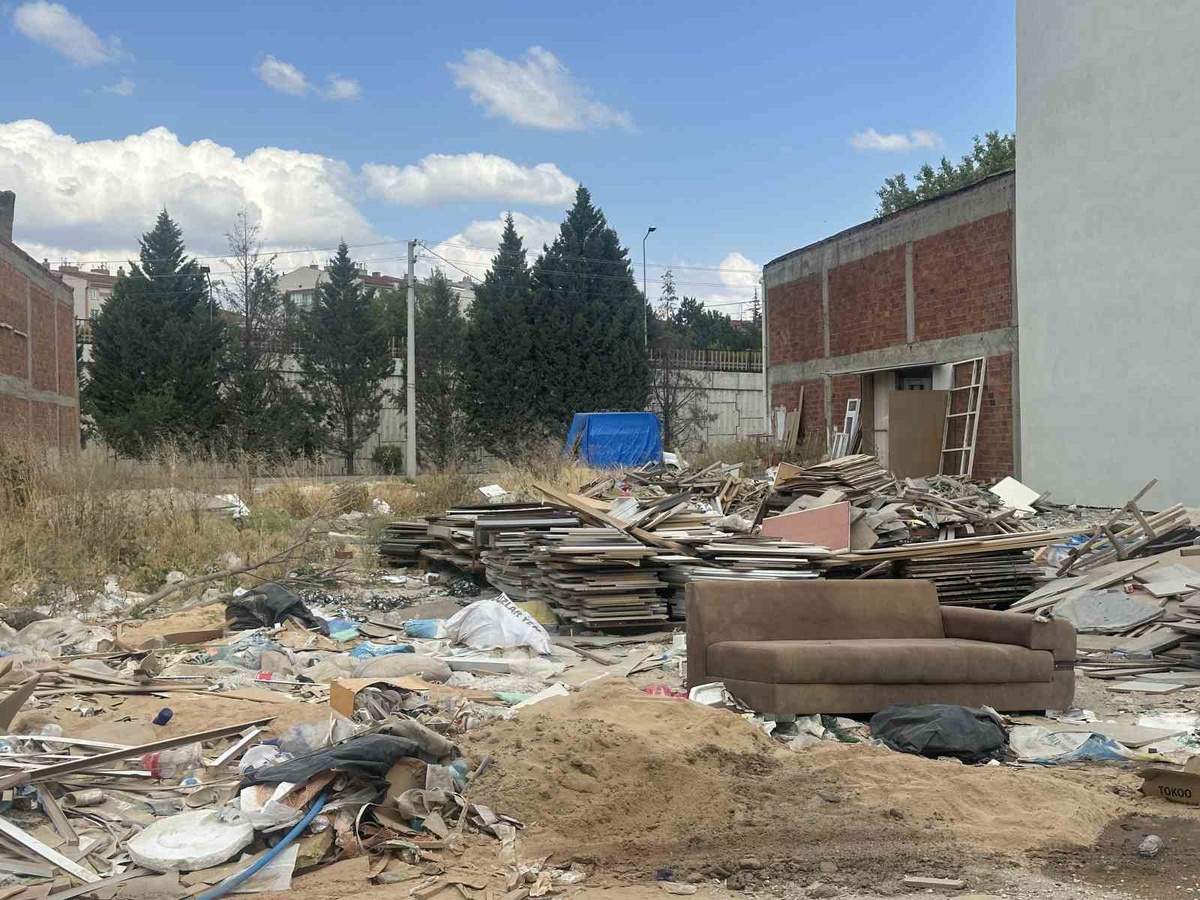 Eskişehir\'de Çevre Kirliliği: Sanayi Atıkları