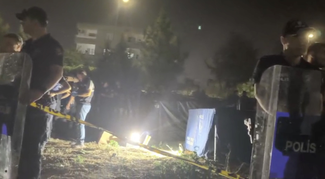 Batman'da mezarlıkta silahlı saldırı: AK Partili yönetici ile oğlu ve yeğeni hayatını kaybetti