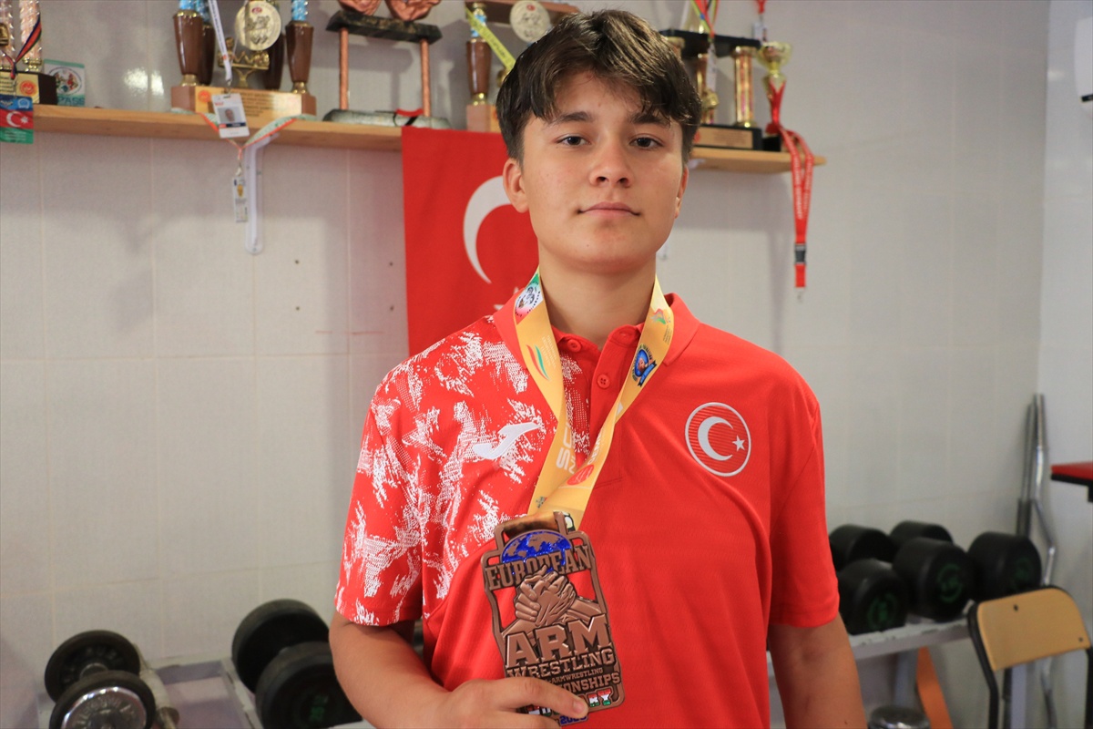 Dünya Şampiyonası Hedefi: Ayşegül ve İrem