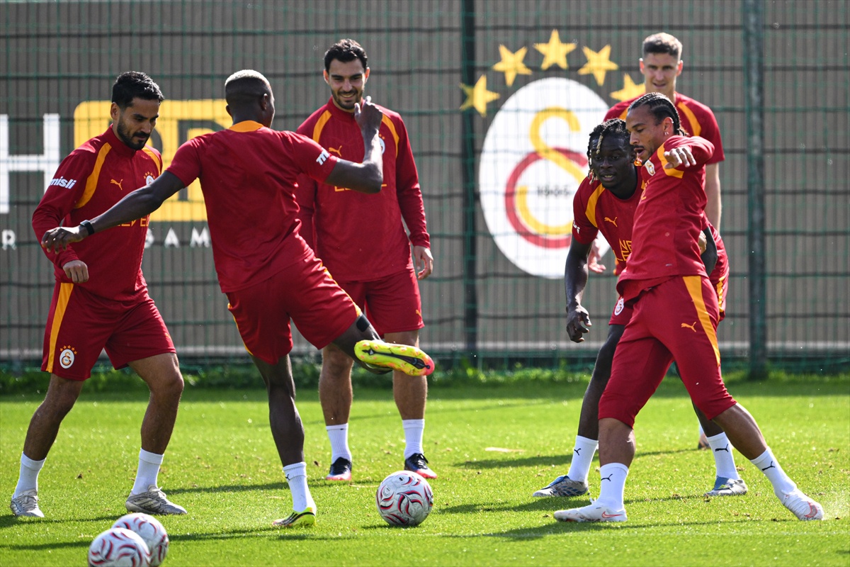 Galatasaray Avusturya\'da Hazırlıklarını Sürdürüyor
