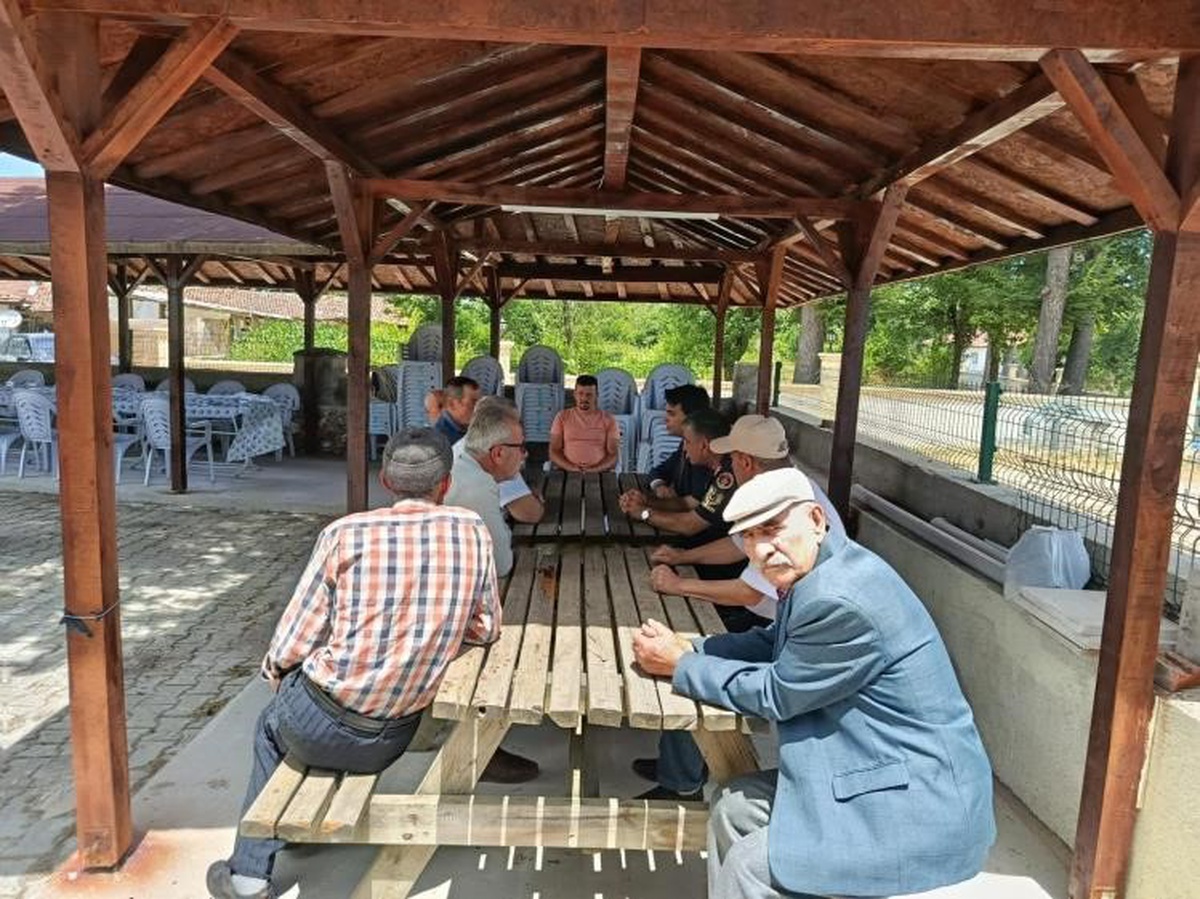 Kaymakam Kara, Dülgeroğlu Köyü\'nü Ziyaret Etti