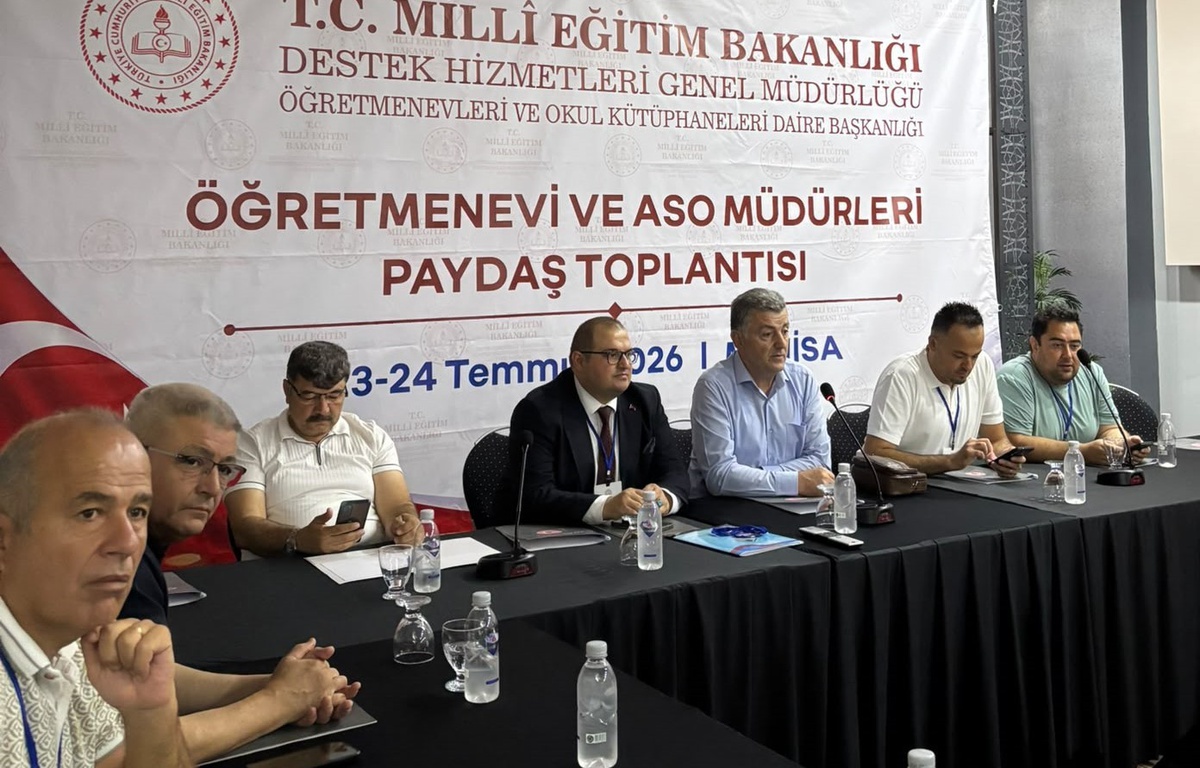 Manisa\'da Eğitim Paylaşım Toplantısı
